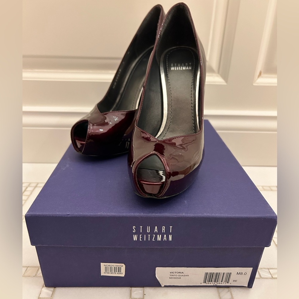 Stuart Weitzman Victoria Tinto Quasar burgundy patent leather heel